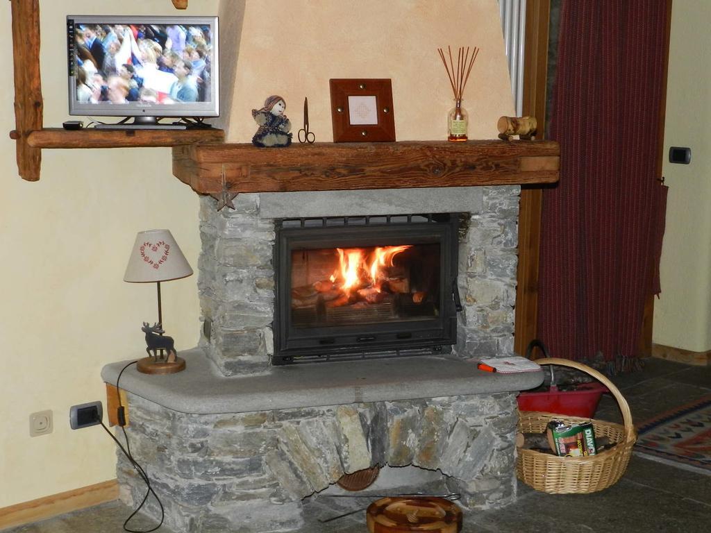 La Meizon De Felise Arvier Buitenkant foto