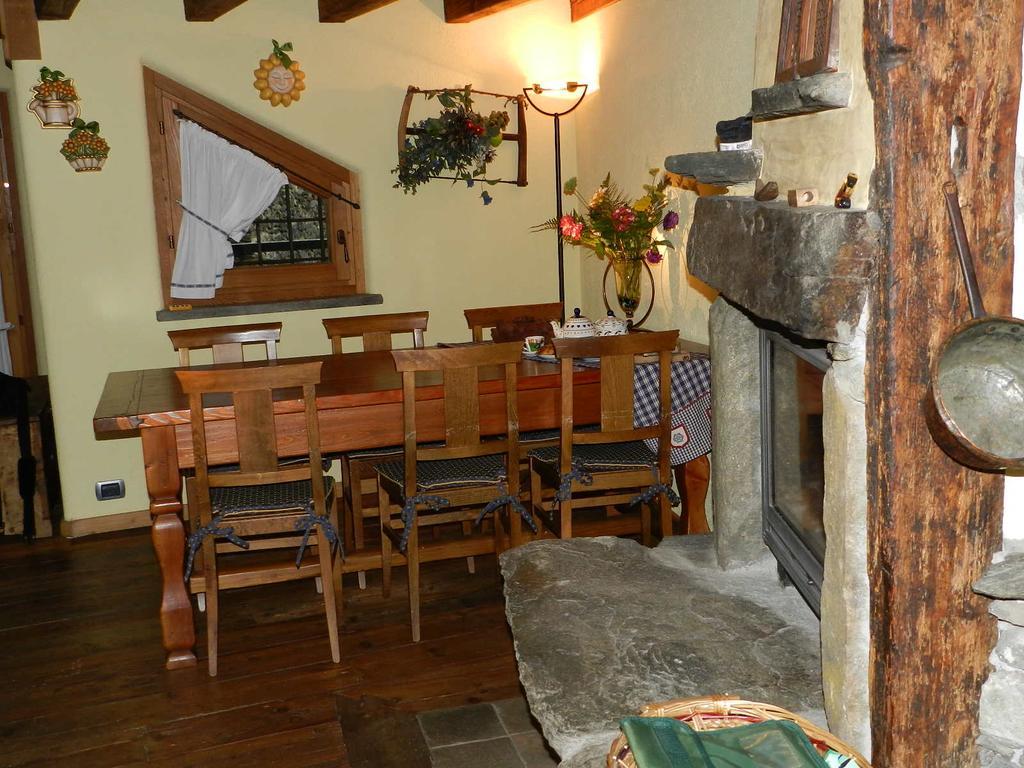 La Meizon De Felise Arvier Buitenkant foto
